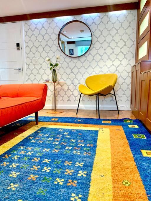 Live In This Iconic East Side Lower Level Unit プロビデンス エクステリア 写真