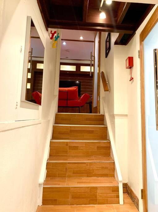 Live In This Iconic East Side Lower Level Unit プロビデンス エクステリア 写真